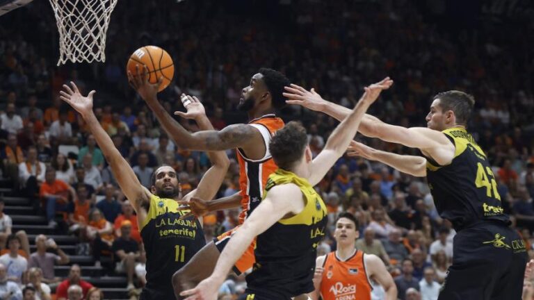 El Valencia de Jean Montero, a la final por la vía rápida en la liga ACB