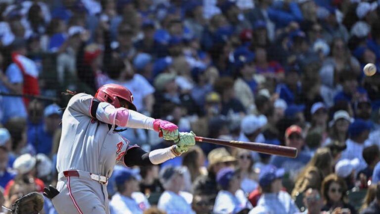 En una tarde dolorosa por la muerte de su hermana, Elly de la Cruz da un tablazo de 423 pies