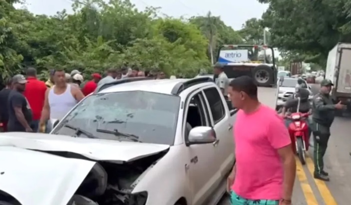 Trágico choque en la Autopista Duarte deja dos personas muertas y diez heridas