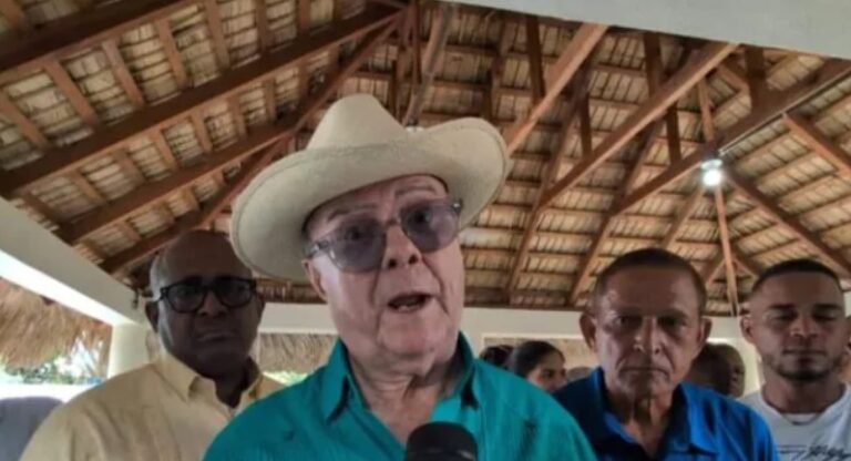 Hipólito Mejía afirma no es Leonel Fernández que anda con su hijo Omar, quien supuestamente no quiere saber de él