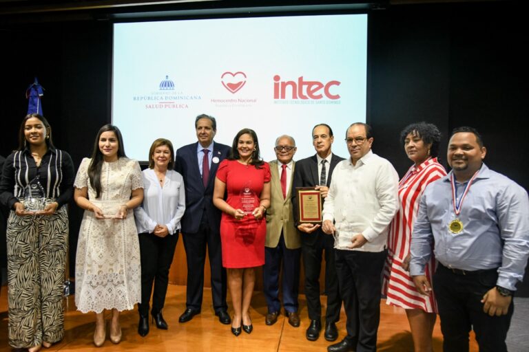 Víctor Atallah: «Vamos a hacer todo lo posible para que la sangre sea incluida en la seguridad social»