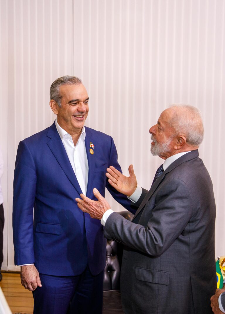 Presidentes de Brasil y República Dominicana sostienen reunión bilateral en el marco de encuentro Brasil-Caribe