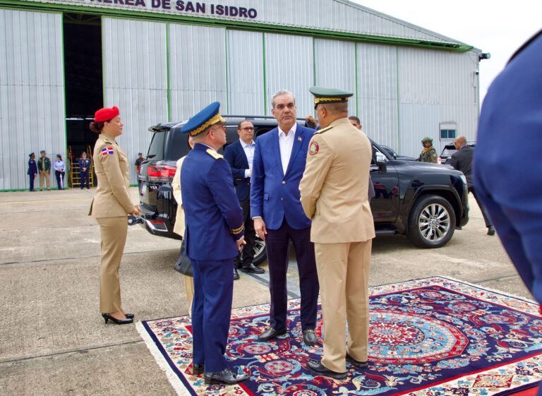 Presidente Abinader regresa al país tras concluir gira internacional con logros diplomáticos, ambientales y económicos