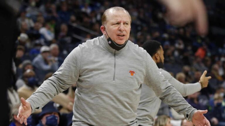 Los Knicks despiden a Tom Thibodeau como entrenador después de cinco temporadas