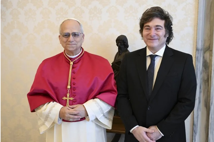 Papa León XIV y Milei se reúnen en el Vaticano para abordar pobreza, cohesión social y paz mundial