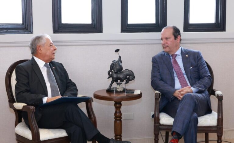 Panamá y República Dominicana buscan ampliar la cooperación en áreas estratégicas