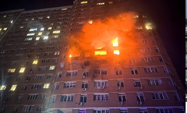 Rusia lanza otro ataque masivo con drones en el sur de Ucrania: al menos dos muertos y 14 heridos