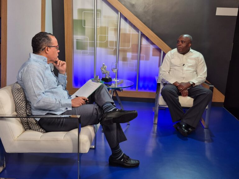 William Charpentier: “En RD se normalizan violaciones a derechos humanos de haitianos; la frontera es un reto”