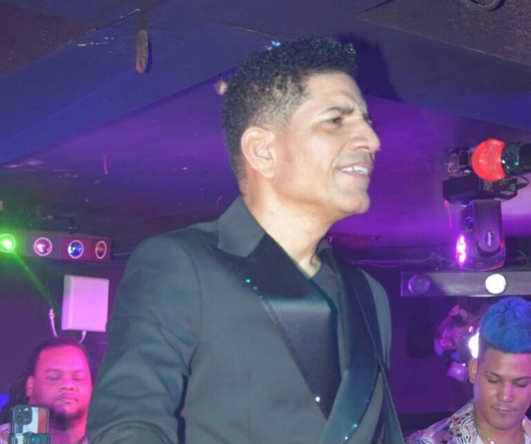 El Varón de la Bachata arrasa en Europa y anuncia gira por Estados Unidos