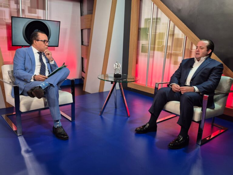 Video- Presidente del PRM dice no debe haber preocupación por funcionarios están en activismo político