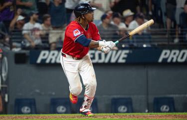 José Ramírez da triunfo a Guardianes sobre Azulejos en extras con hit de oro
