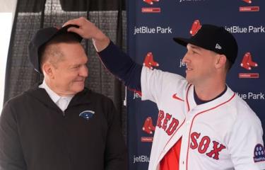 Alex Bregman está abierto a renegociar su contrato con Boston