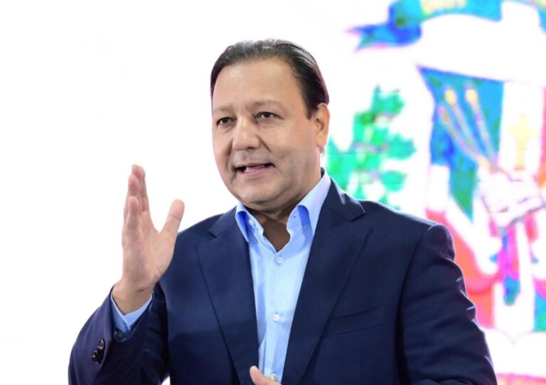 Abel Martínez cuestiona logros económicos del Gobierno: “No se reflejan en la vida real”