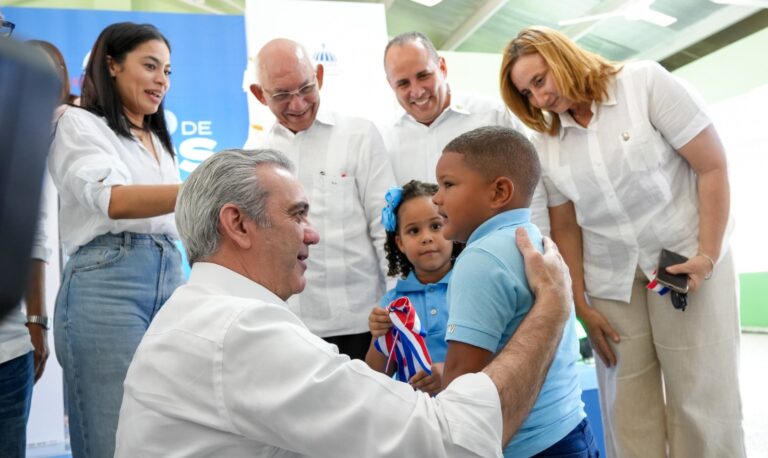 Presidente Abinader inaugurará obras deportivas, encabezará este miércoles jornadas de inclusión social, encuentros con sectores industriales y supervisará Monorriel de Santiago