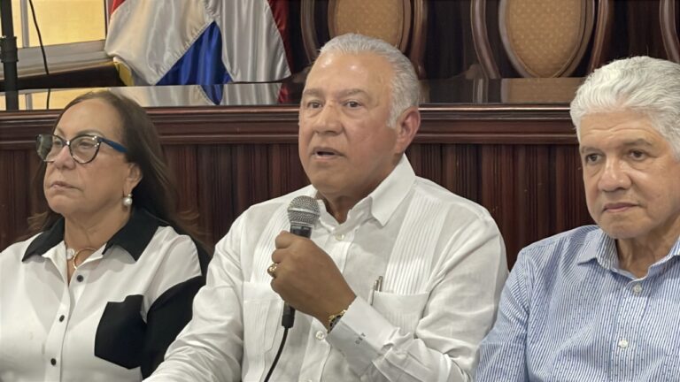 Andrés Bautista: “Gobierno reitera compromiso con finalizar obras en curso antes de iniciar nuevos proyectos en San José de Las Matas”