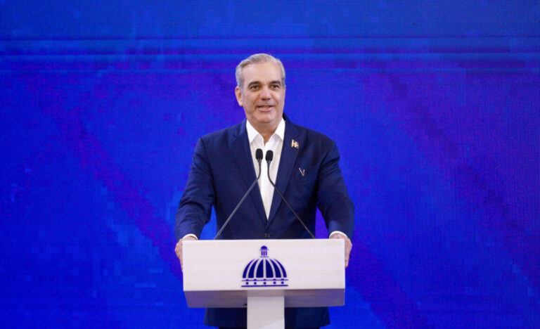 Presidente Abinader dice Jardín Botánico no será tocado; anuncia ampliación de 20,000 m²