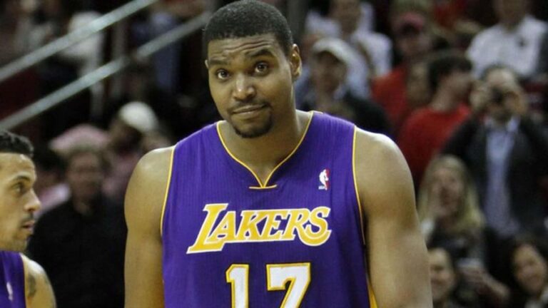 Andrew Bynum: el hombre que solo jugaba por los millones de dólares