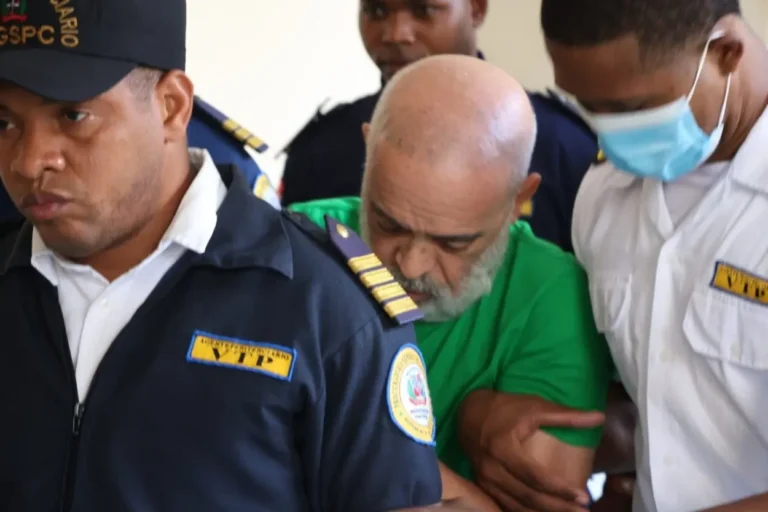 Tribunal otorga permiso de 30 días a Ángel Martínez para chequeos médicos en Estados Unidos