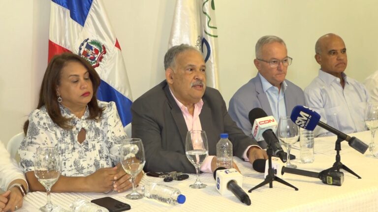 CNCP presenta propuesta de modificación a Ley de Residuos y pide clasificación de empresas según sus ventas y generación de desechos