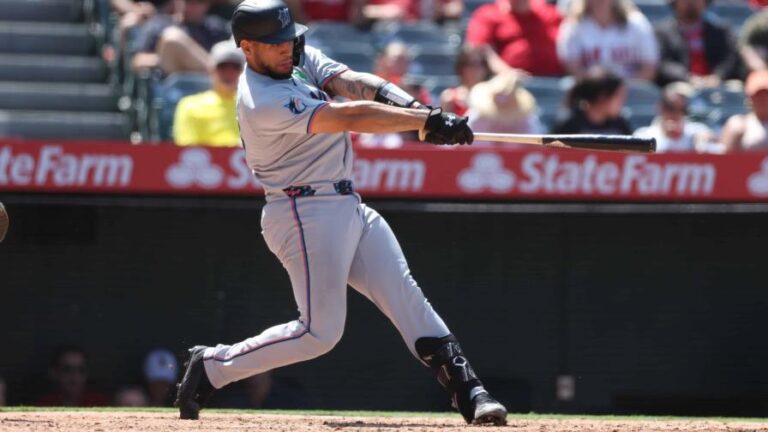 Doblete y jonrón de Agustín Ramírez lideran victoria de los Marlins que logran una hazaña