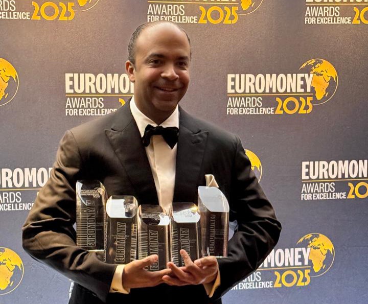 Banreservas recibe en Londres cinco nuevos premios Euromoney