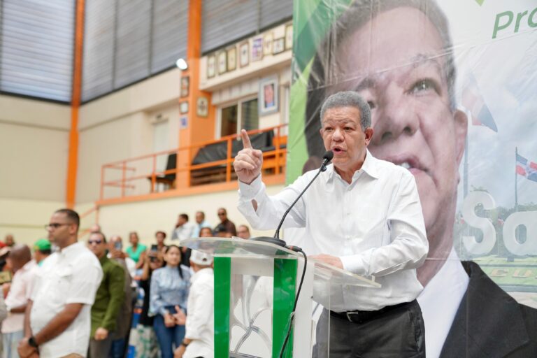 Video- Leonel Fernández asegura que el país ha retrocedido “al siglo 19” bajo el gobierno del PRM