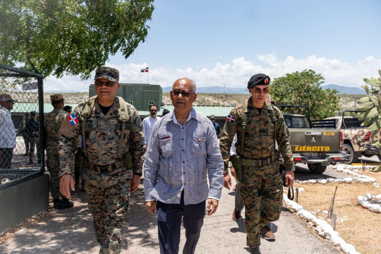 Secretario General de la OEA y Ministro de Defensa de RD realizan visita orientativa a la frontera dominico-haitiana