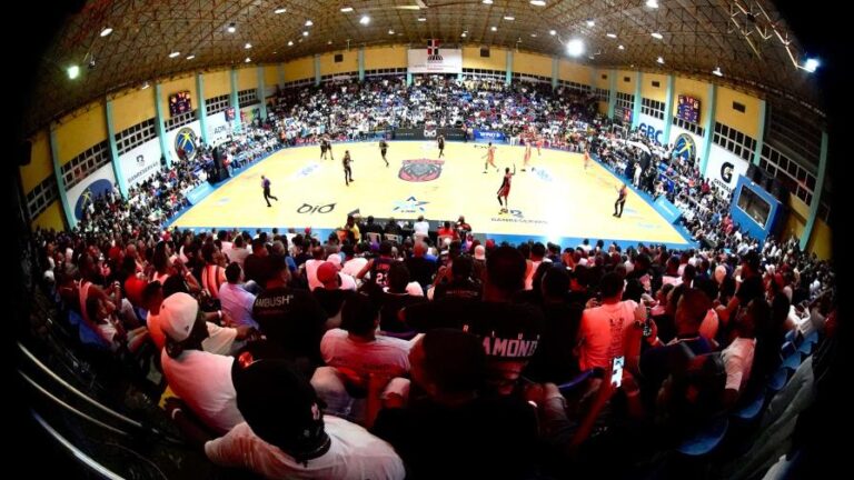 Titanes vencen a Leones y los ponen contra la pared en la semifinal