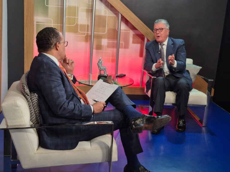 Video-Roberto Santana: En 19 cárceles dirigidas por PN y Ejército, la PGR no manda y el director de prisiones no tiene autoridad