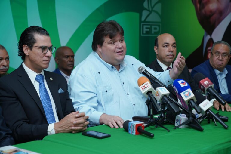 Video| FP denuncia el Gobierno del PRM gasta casi 4 mil millones en pensiones especiales sin justificación