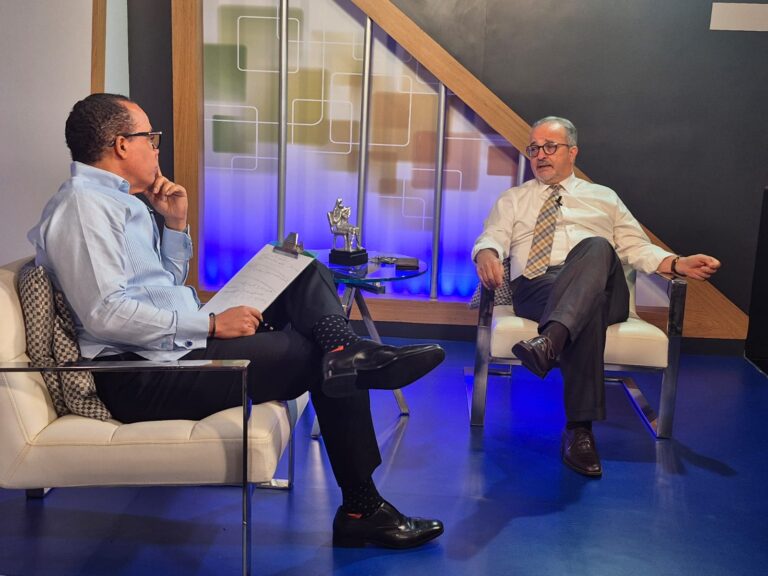 Fernando Camaño: «Pedimos a la Superintendencia de Salud intervenga a SENASA;  Abinader viola ley 87-01; equipo econòmico improvisa»”