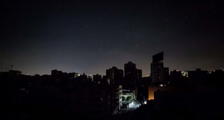 Caracas, La Guaira y Miranda, en Venezuela, afectados por un apagón