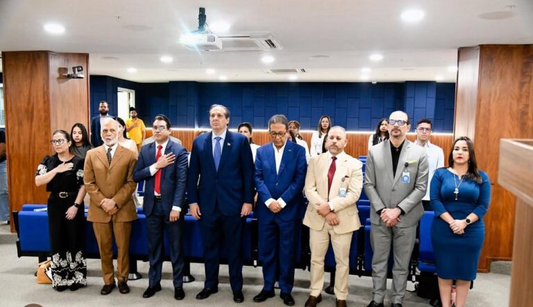 Diputada Mirna López agradece a Abinader y autoridades de salud por acoger resolución sobre Bancos de Tejidos y de Médula Ósea en Santiago