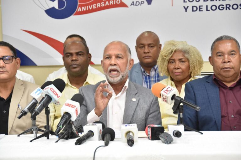 Pleno Nacional de Dirigentes ADP llama al magisterio nacional integrarse al inicio del año escolar