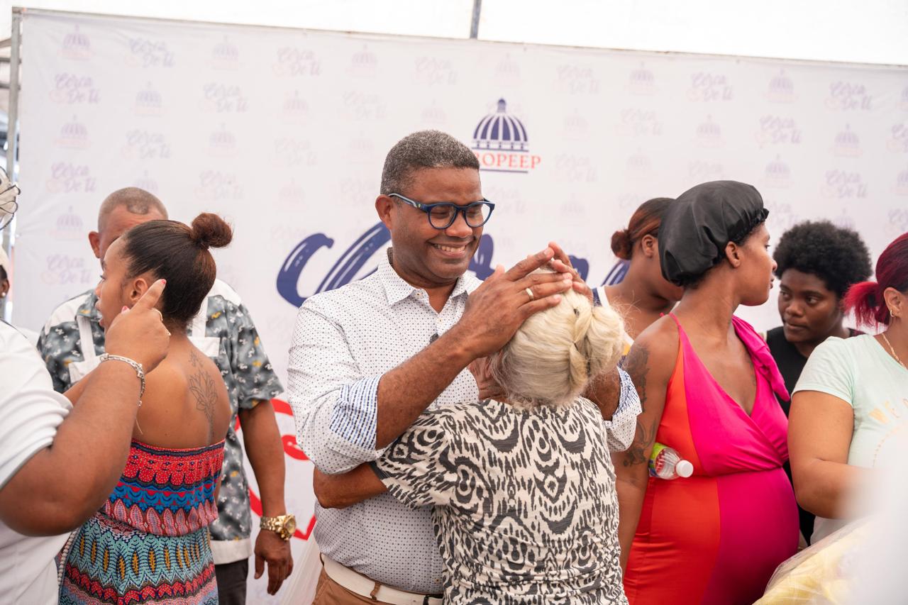 Robert Polanco asegura el Gobierno realiza una intervención integral y sostenida en el sector Capotillo