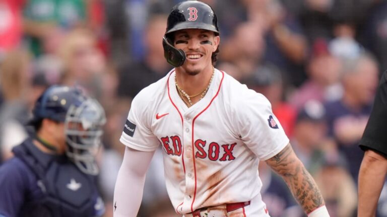 Jonrón dentro del terreno de Durán devuelve a Boston al sendero de la victoria