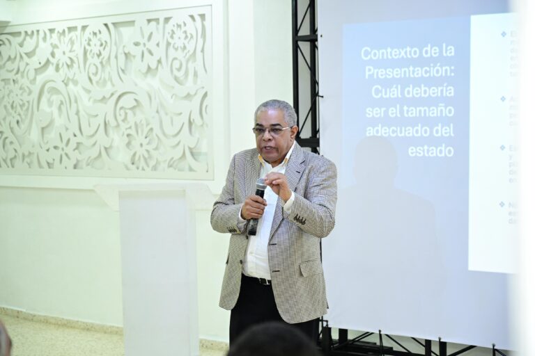 Exdirector de Presupuesto denuncia aumento de nómina pública sin resultados para la población