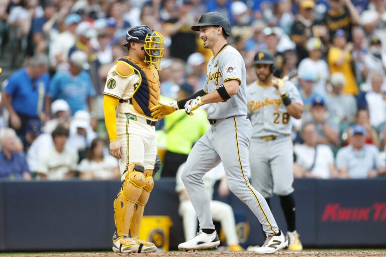 Los Cerveceros llegan a 14 triunfos seguidos detrás de jonrón de Andruw Monasterio