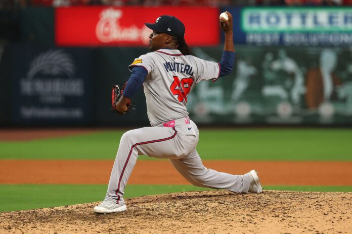 Los Tigres adquieren al lanzador Rafael Montero