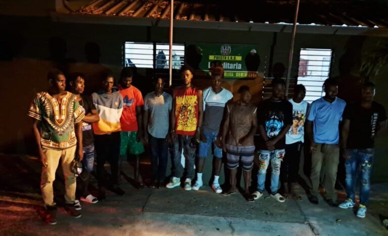 El Ejército captura a 42 haitianos indocumentados en Montecristi