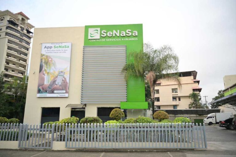 Reportaje- Crece indignación por escándalo Senasa y exigen investigar instituciones de control y fiscalización