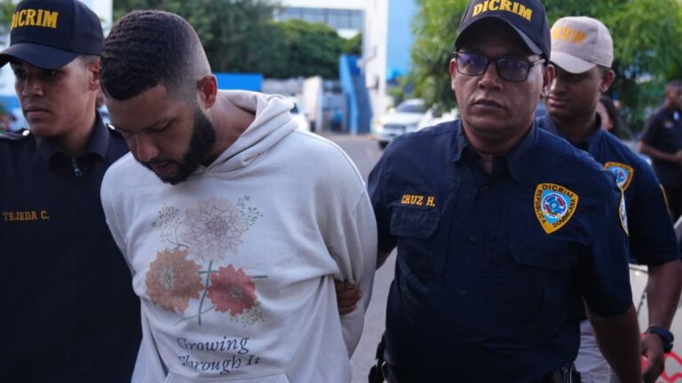 Se entrega José Alfonso Rubiera implicado en caso de violación en Villa González