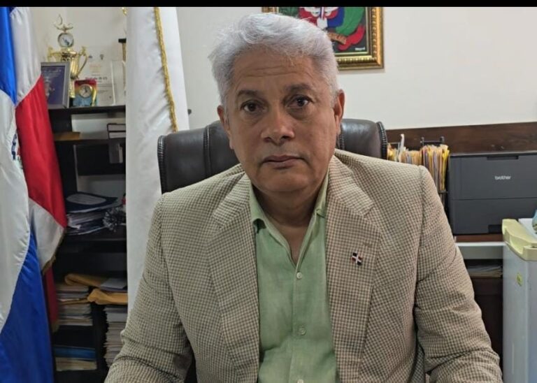 Todo listo para el inicio del año escolar 2025-2026 en Santo Domingo Oeste