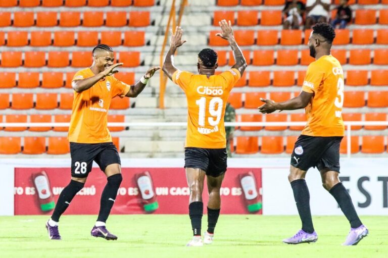 Cibao FC ejerce dominio sobre Jarabacoa con triunfo 2-0