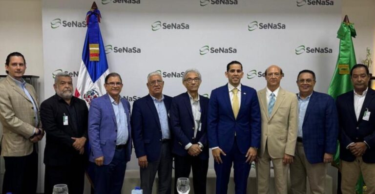 Director de SENASA reconoce retrasos por pagos ante cuestionamientos de ANDECLIP