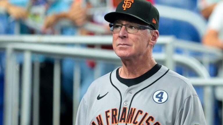 Gigantes despiden al dirigente Bob Melvin
