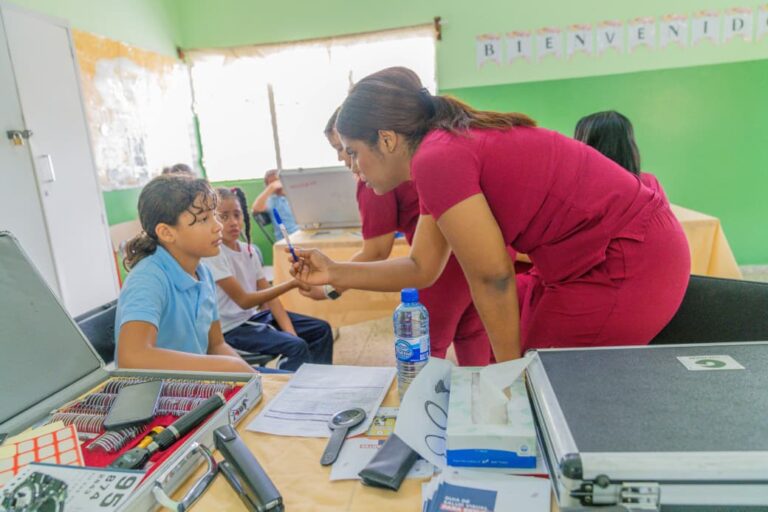 INABIE beneficiará este año escolar a más de 10,000 estudiantes en jornadas integrales de salud