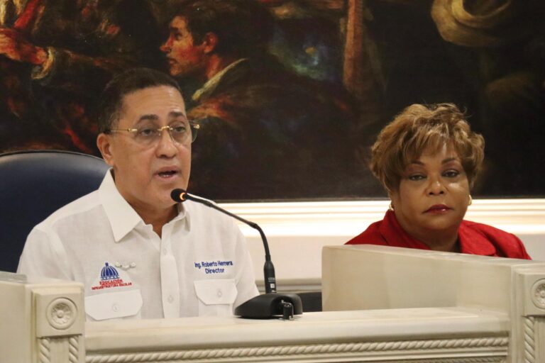 Infraestructura Escolar acelera trabajos de terminación y remozamiento de escuelas en Los Alcarrizos