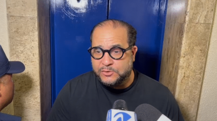 Imponen coerción de RD$1.5 millones a Aquiles Jiménez