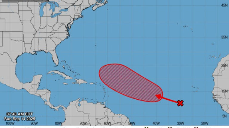 Indomet vigila onda tropical que podría convertirse en ciclón